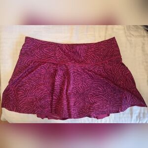 Athleta Magenta Patterned Ace 13.5 Inch Tennis Skort
